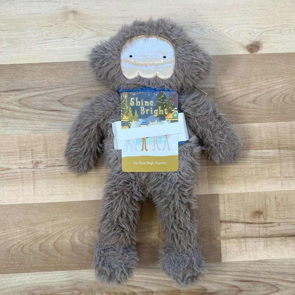 NWT Slumberkins XL Shine Bright Bigfoot Brown Stuffed Animal with scarf